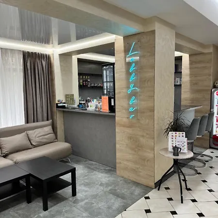 Hotel Druzhba 3*