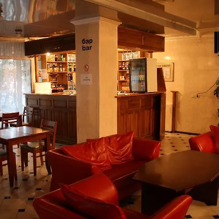 Hotel Druzhba 3*