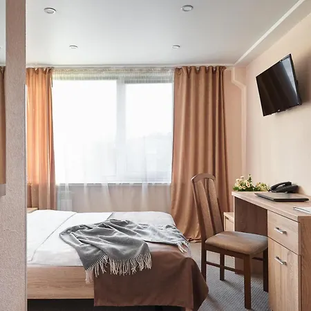 Hotel Druzhba 3*